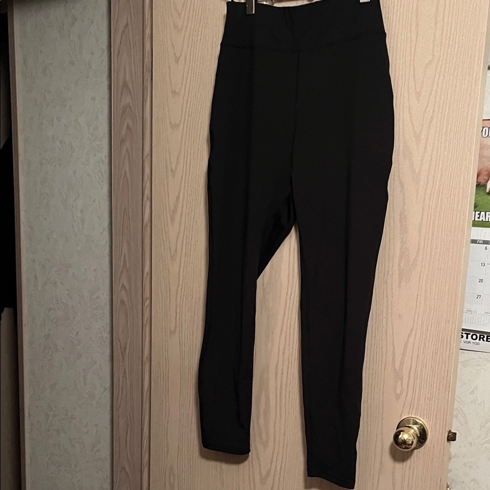 POP Fit Black Ankle Pants